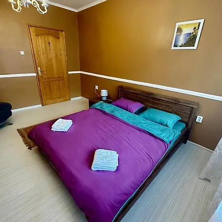 Ruski Boulevard Apartment